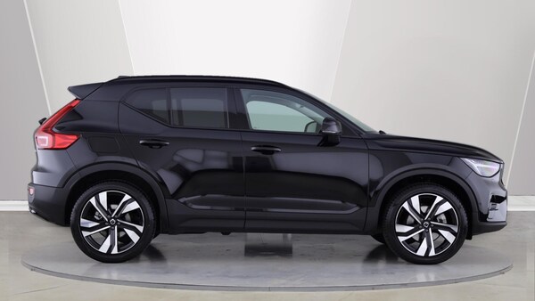 Used Volvo XC40 2025 for sale - 76188765: Photo 3
