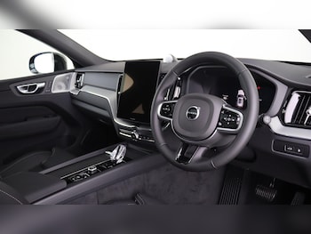 Used Volvo XC60 2025 for sale - 76239606: Photo