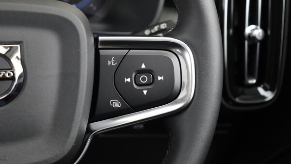 Used Volvo XC40 2025 for sale - 76189919: Photo 21