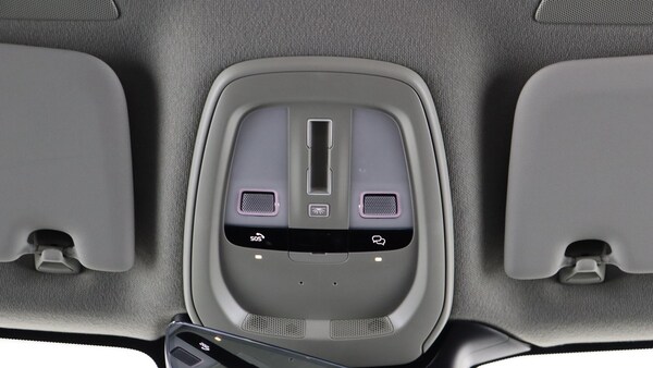 Used Volvo XC40 2025 for sale - 76189919: Photo 27