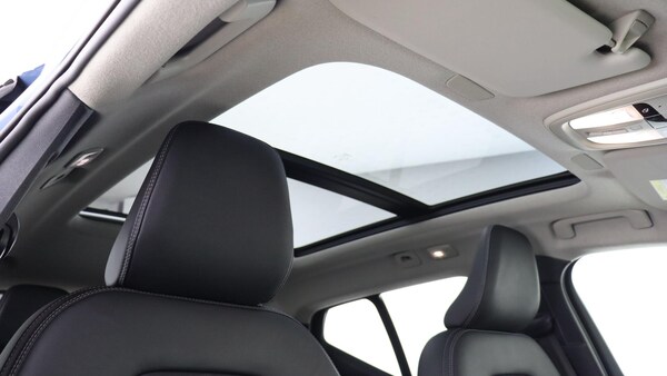 Used Volvo XC40 2025 for sale - 76189919: Photo 30