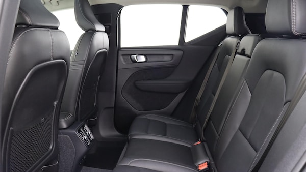 Used Volvo XC40 2025 for sale - 76189919: Photo 41
