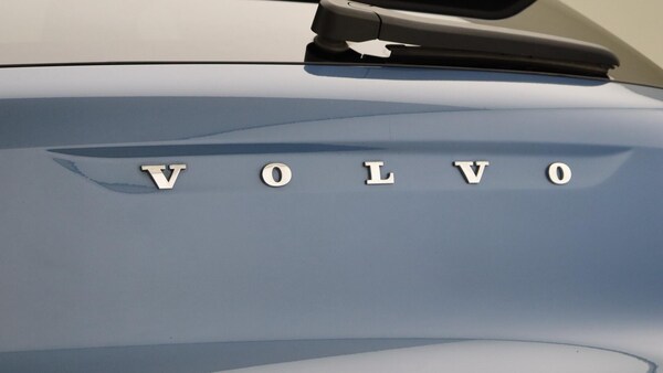 Used Volvo XC40 2025 for sale - 76189919: Photo 44