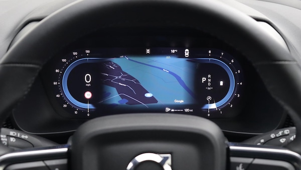 Used Volvo XC40 2025 for sale - 76284249: Photo 11