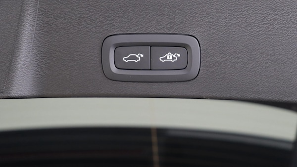 Used Volvo XC40 2025 for sale - 76283664: Photo 34