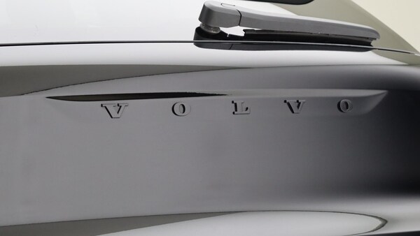 Used Volvo XC40 2025 for sale - 76283664: Photo 44