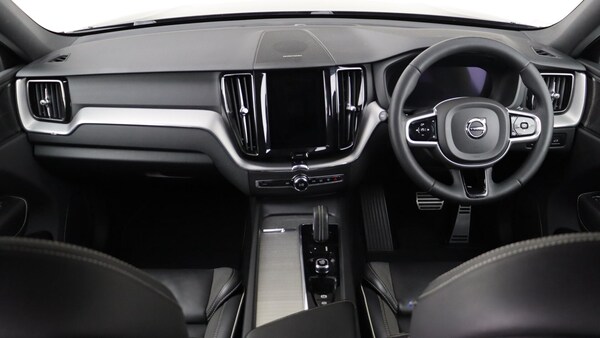 Used Volvo XC60 2021 for sale - 76188471: Photo 5