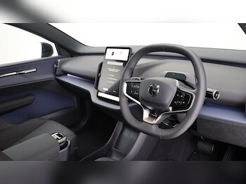Used Volvo EX30 2025 for sale - 75647288: Photo