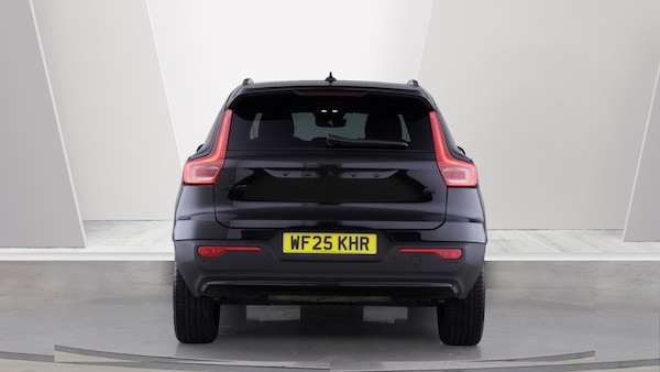 Used Volvo XC40 2025 for sale - 76189259: Photo 7