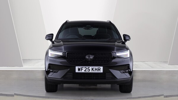Used Volvo XC40 2025 for sale - 76189259: Photo 8