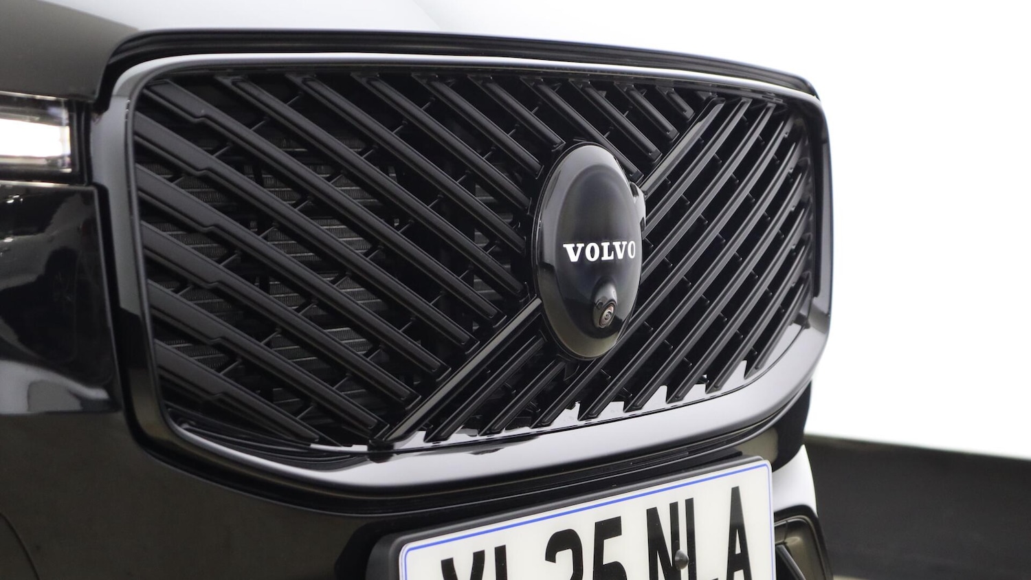 Used Volvo XC60 2025 for sale - 76109171: Photo 40