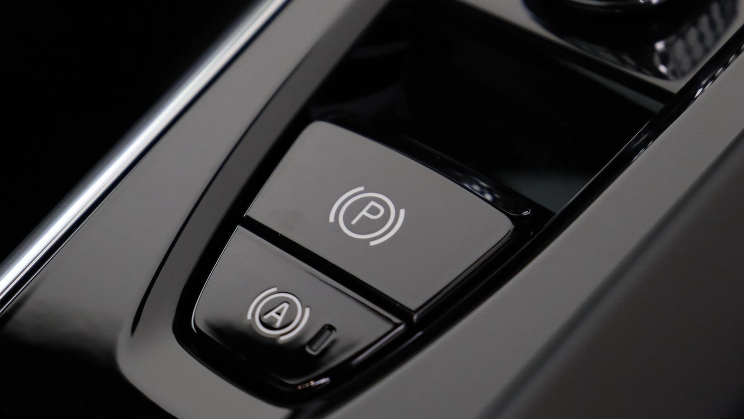 Used Volvo XC60 2025 for sale - 76109171: Photo 52
