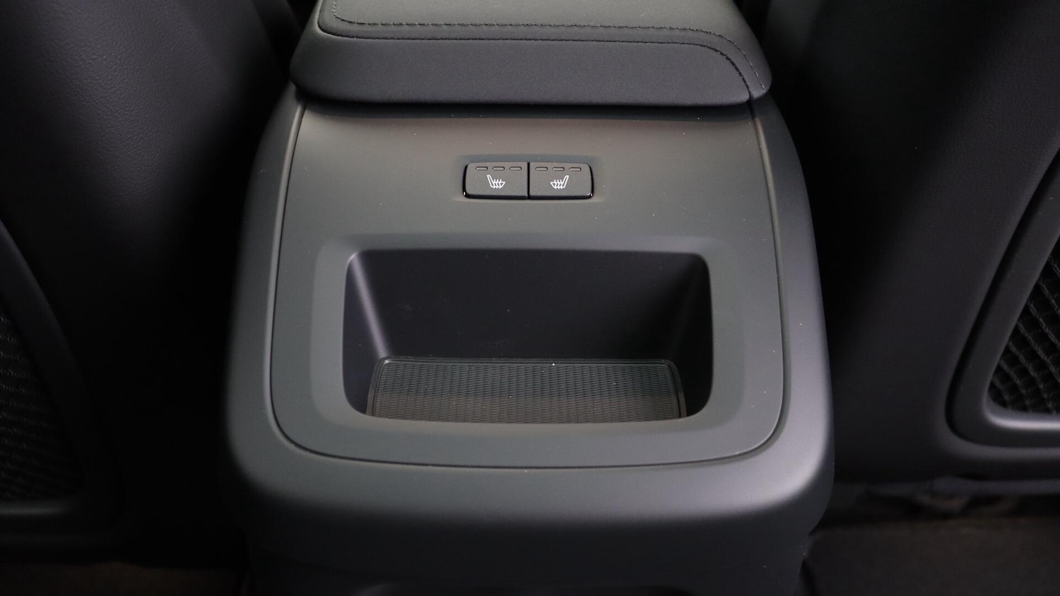 Used Volvo XC60 2025 for sale - 76109171: Photo 58