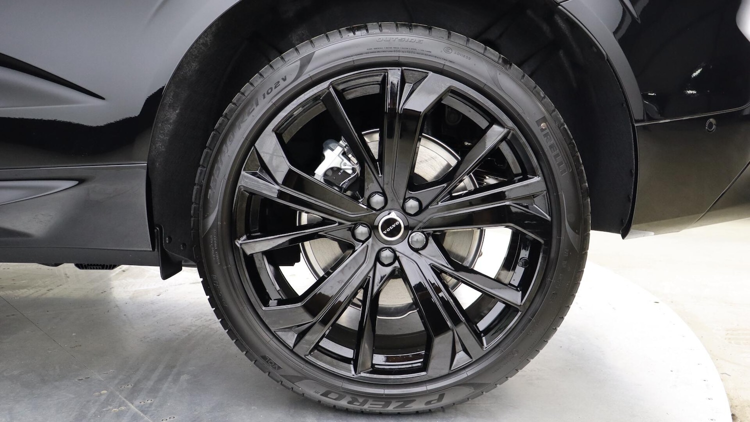 Used Volvo XC60 2025 for sale - 76109171: Photo 9