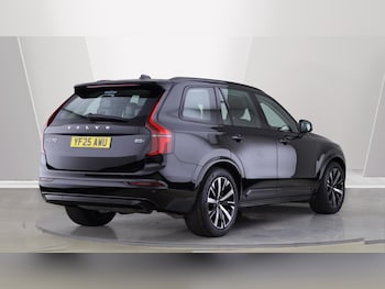 Used Volvo XC90 2025 for sale - 76326300: Photo 2