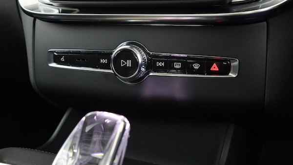 Used Volvo XC90 2025 for sale - 76326300: Photo 39