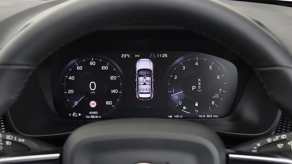 Used Volvo XC40 2021 for sale - 75387932: Photo 11