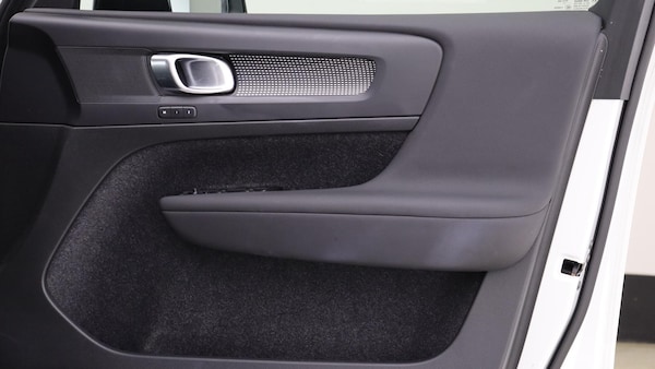 Used Volvo XC40 2021 for sale - 75387932: Photo 27