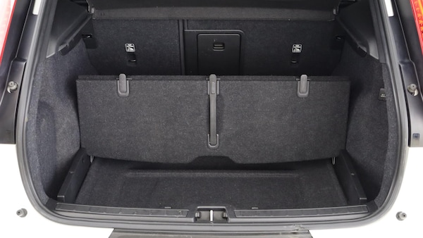 Used Volvo XC40 2021 for sale - 75387932: Photo 43