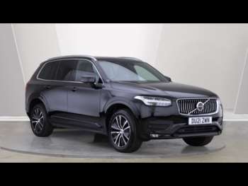 (21) - B5 (P) AWD MHEV Momentum (Rear Camera, Heated Seats, Pilot Assist) 5-Door