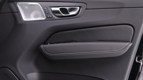 Used Volvo XC60 2025 for sale - 75224626: Photo 12