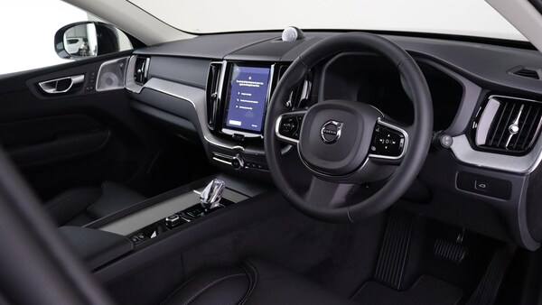 Used Volvo XC60 2025 for sale - 75224626: Photo 5
