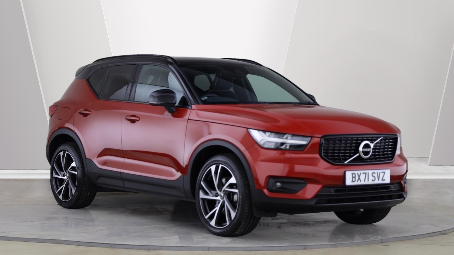 Used Volvo XC40 2021 for sale - 76072399: Photo 1