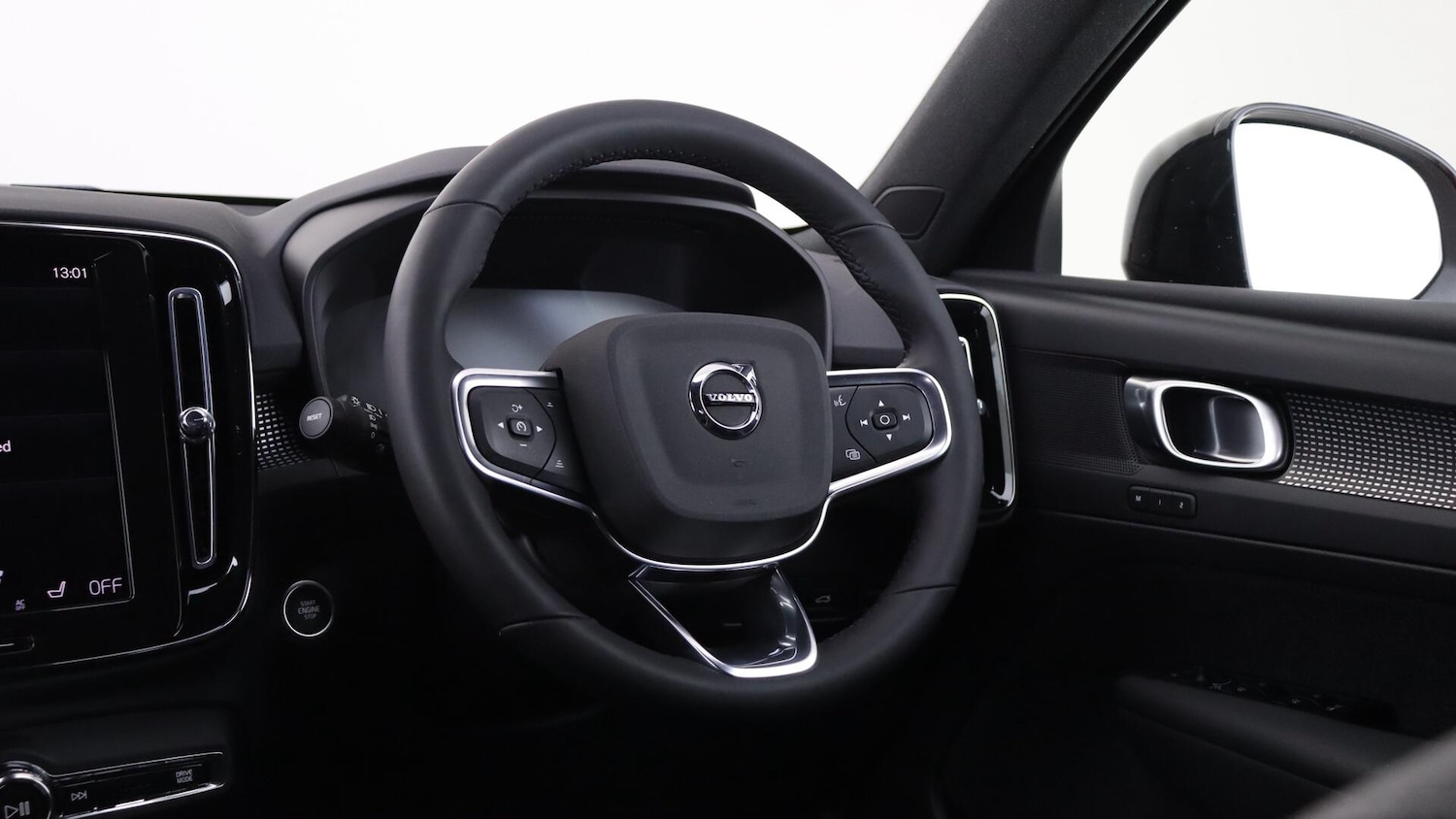 Used Volvo XC40 2021 for sale - 76072399: Photo 10