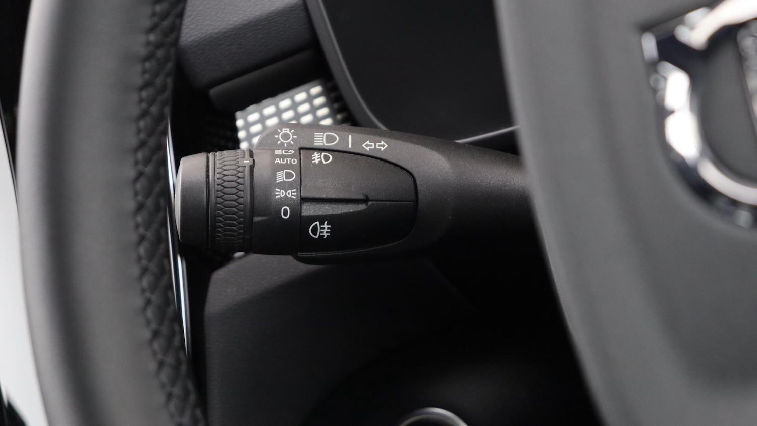Used Volvo XC40 2021 for sale - 76072399: Photo 19