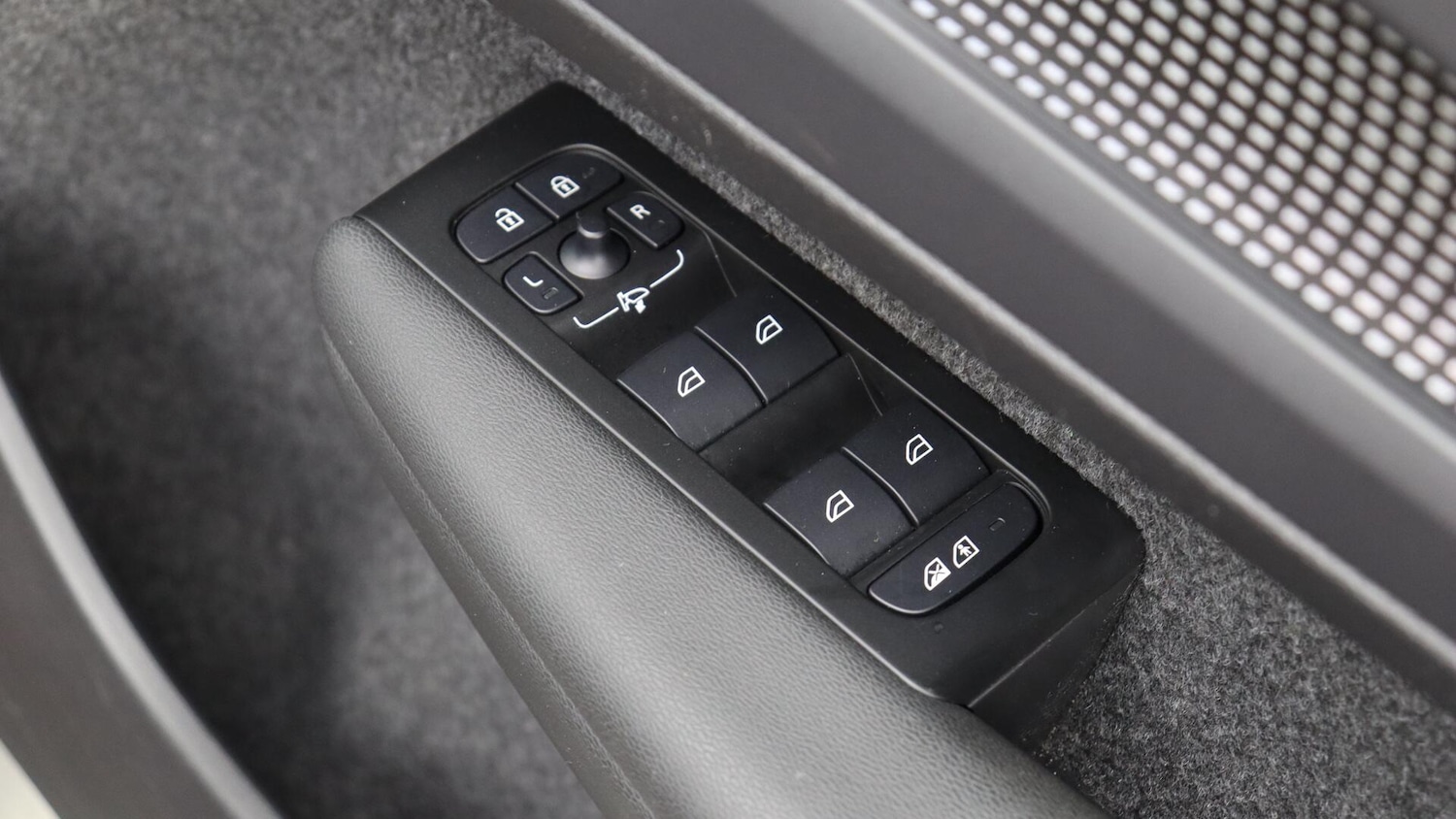 Used Volvo XC40 2021 for sale - 76072399: Photo 23