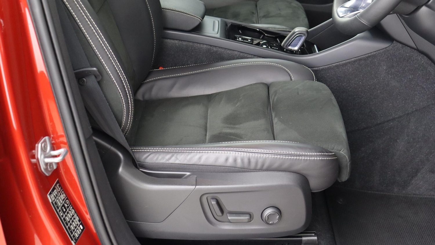 Used Volvo XC40 2021 for sale - 76072399: Photo 27