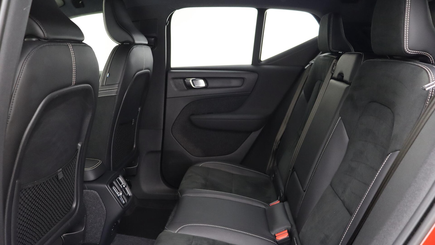 Used Volvo XC40 2021 for sale - 76072399: Photo 31