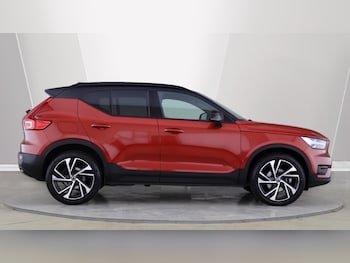 Used Volvo XC40 2021 for sale - 76072399: Photo