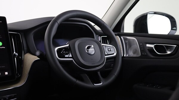 Used Volvo XC60 2025 for sale - 75646120: Photo 10