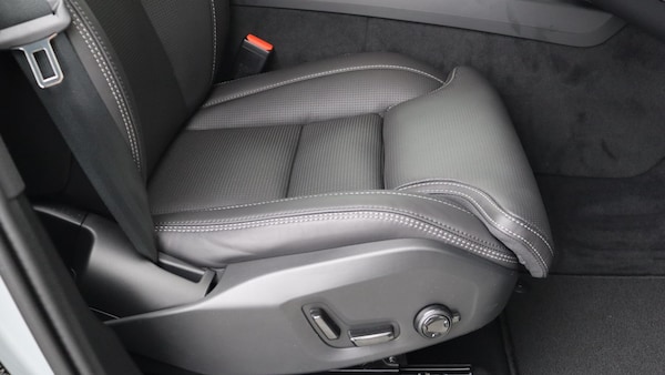 Used Volvo XC60 2025 for sale - 75646120: Photo 28