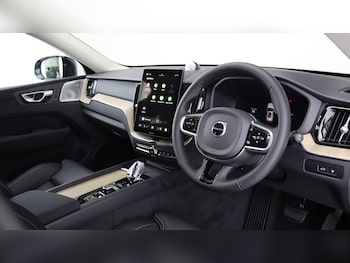 Used Volvo XC60 2025 for sale - 75646120: Photo
