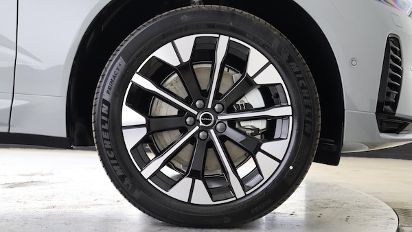 Used Volvo XC60 2025 for sale - 75646120: Photo 9