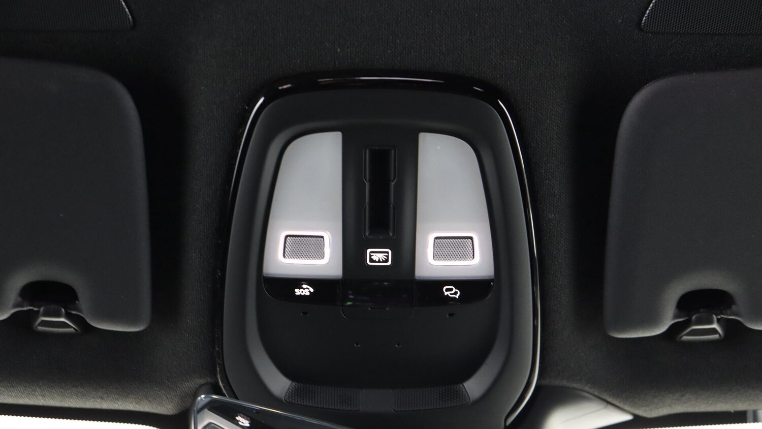 Used Volvo XC40 2025 for sale - 75990928: Photo 27