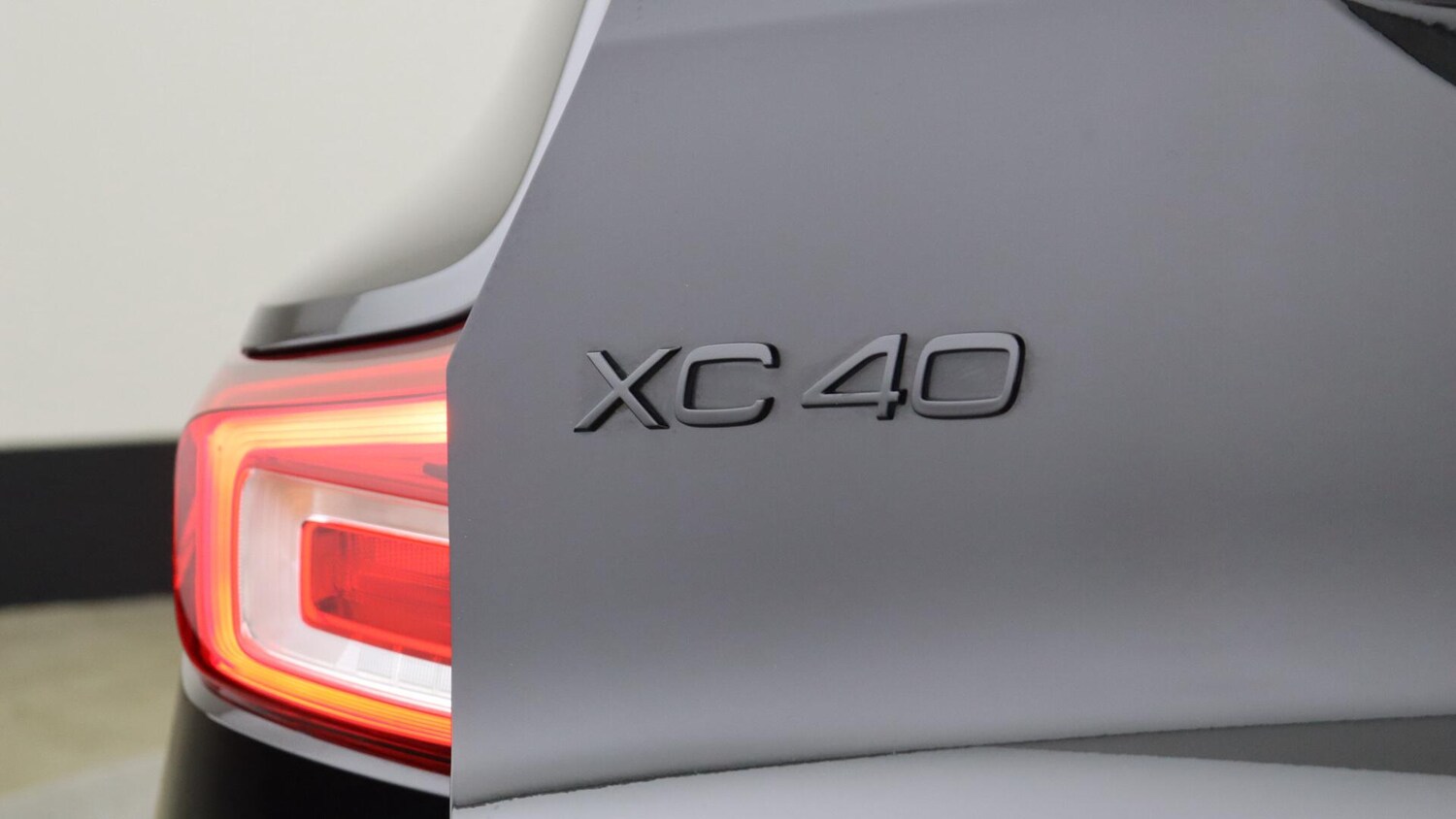 Used Volvo XC40 2025 for sale - 75990928: Photo 44