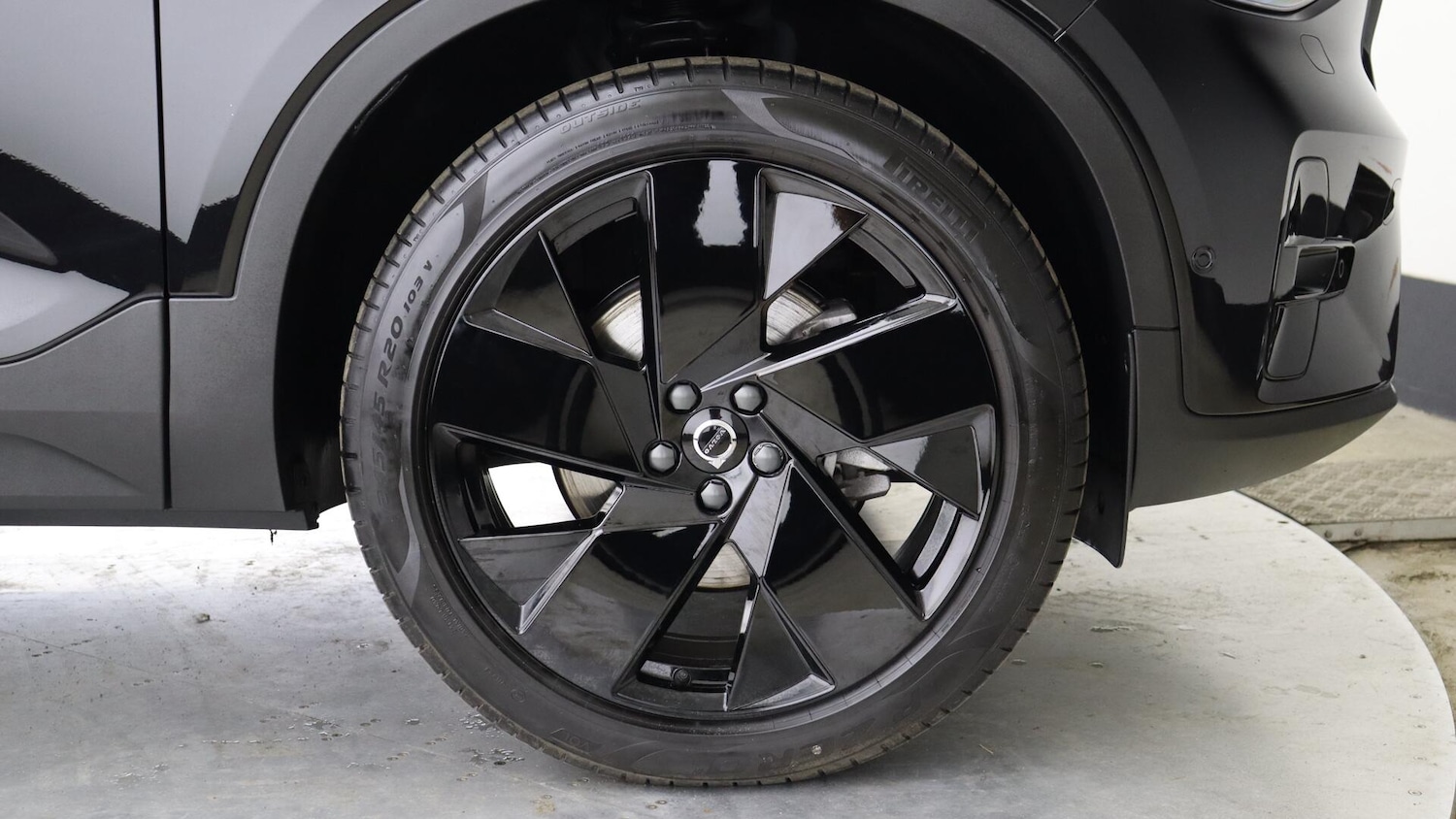 Used Volvo XC40 2025 for sale - 75990928: Photo 9