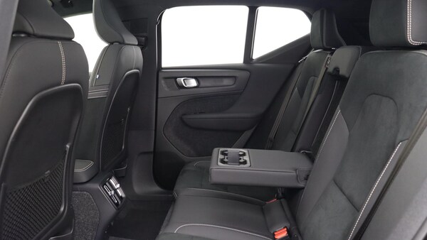 Used Volvo XC40 2025 for sale - 76226868: Photo 31