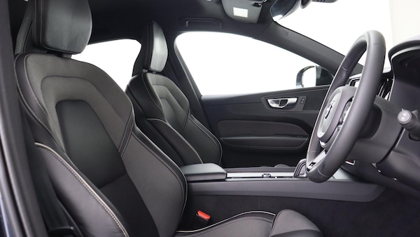 Used Volvo XC60 2021 for sale - 76269692: Photo 15