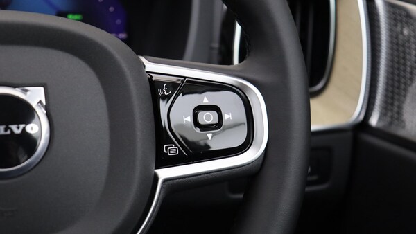 Used Volvo XC60 2025 for sale - 75647371: Photo 21