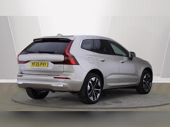 Used Volvo XC60 2025 for sale - 75647371: Photo