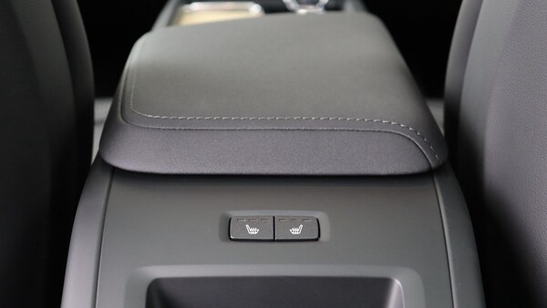 Used Volvo XC60 2025 for sale - 75647371: Photo 42