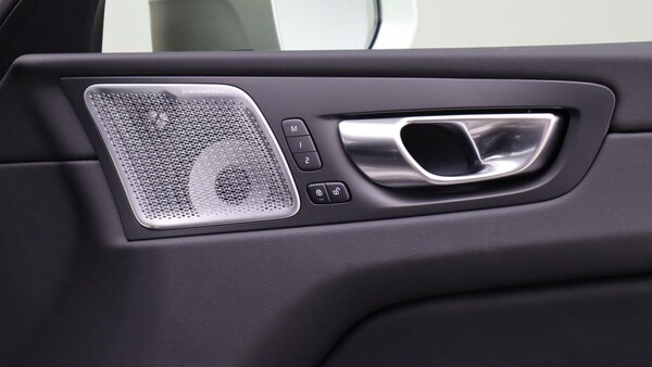 Used Volvo XC60 2025 for sale - 75647371: Photo 44