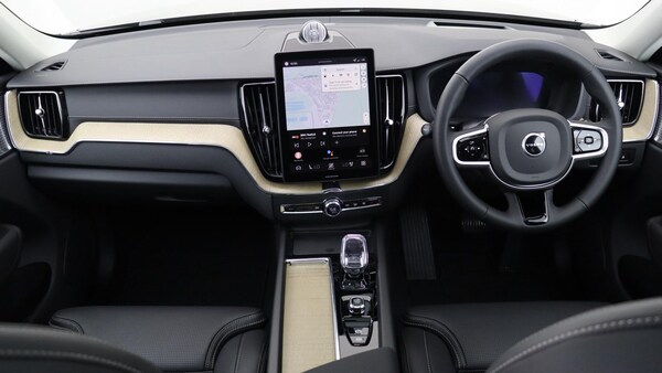Used Volvo XC60 2025 for sale - 75647371: Photo 5