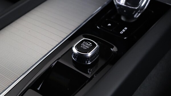Used Volvo XC60 2025 for sale - 76327038: Photo 26