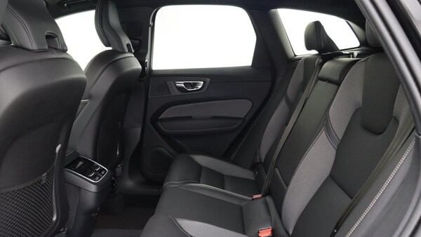 Used Volvo XC60 2025 for sale - 76327038: Photo 6