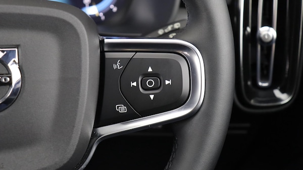 Used Volvo XC40 2022 for sale - 76327218: Photo 21